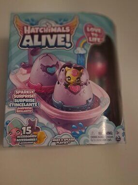 Hatchimals alive!  Sparkly surprise adorable toys